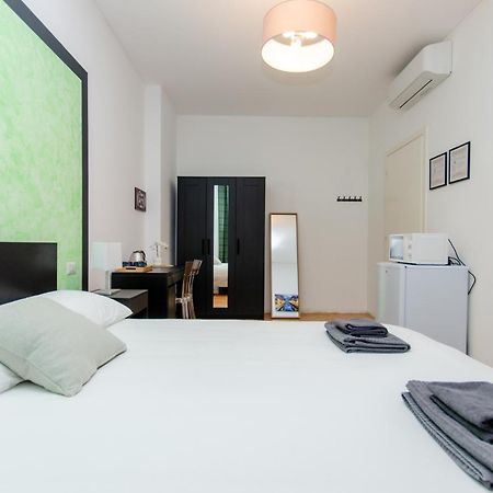 Green Room Milan Luaran gambar