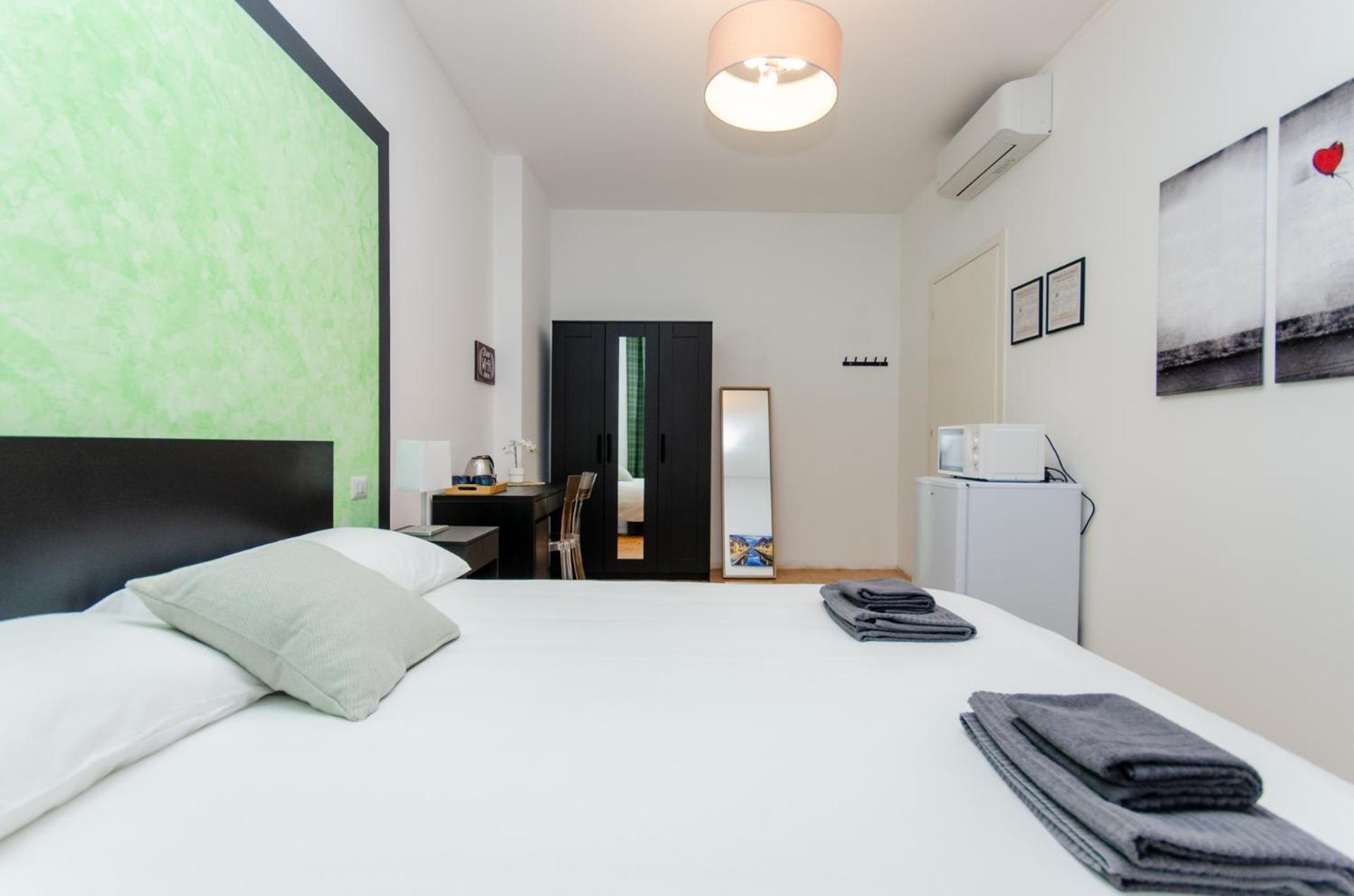 Green Room Milan Luaran gambar